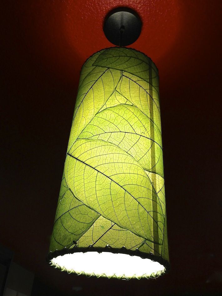 DIY Lampshade decoupage artificial leaves to shade -   24 diy lamp balloon
 ideas