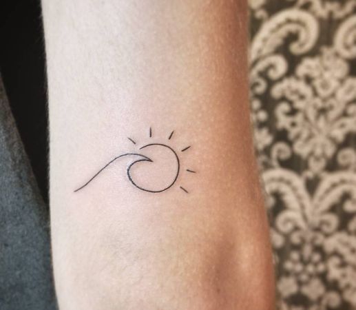 20 small tattoo wave
 ideas