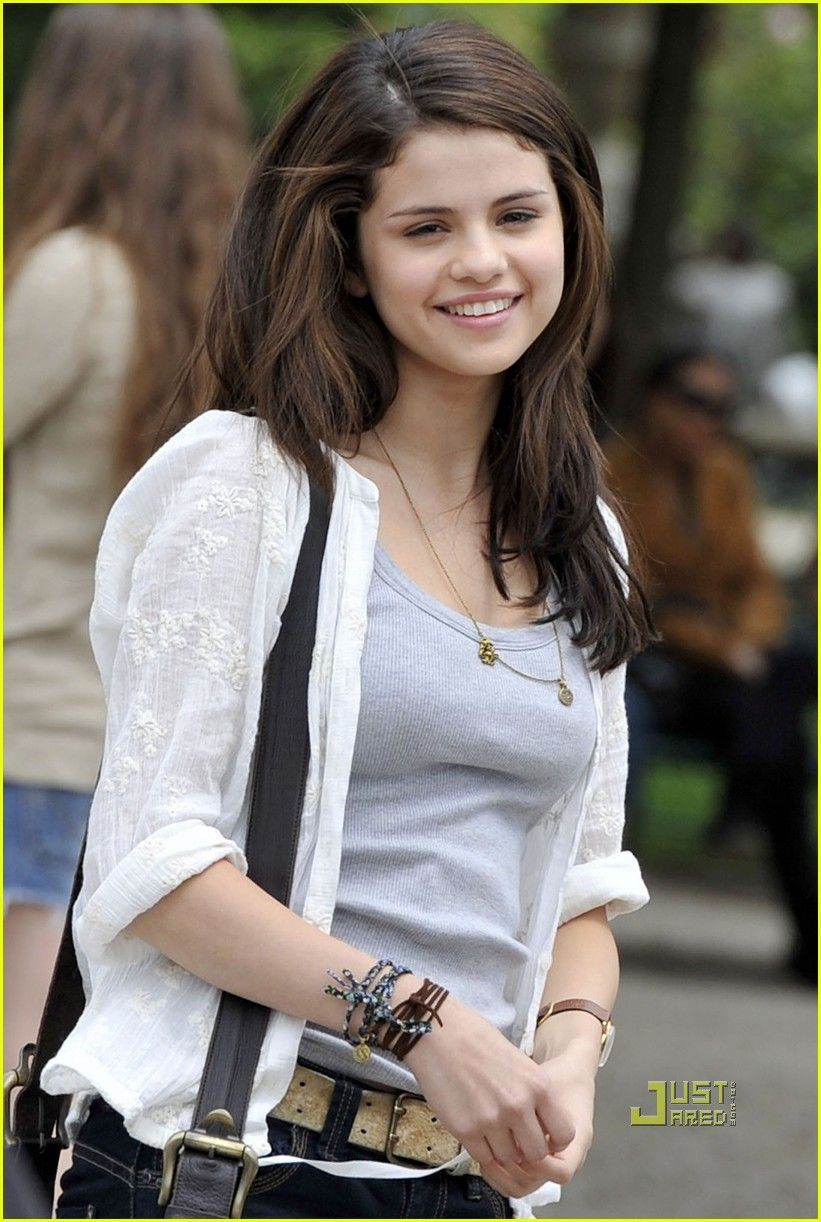 21 selena gomez natural
 ideas