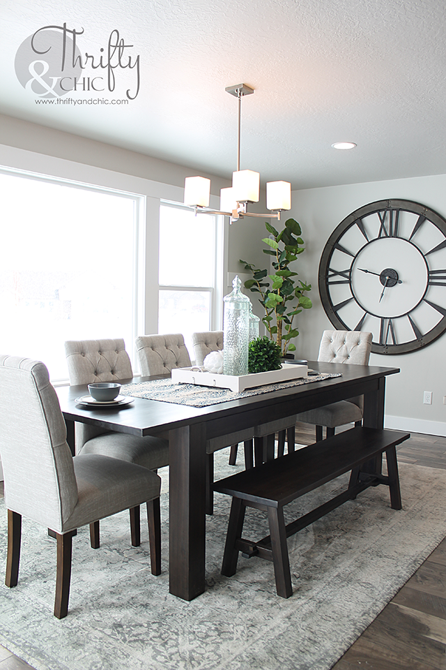 Model Home Monday -   22 dining table decor
 ideas