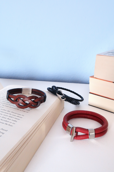 DIY Leather Bracelets for Guys -   24 diy bracelets for him
 ideas