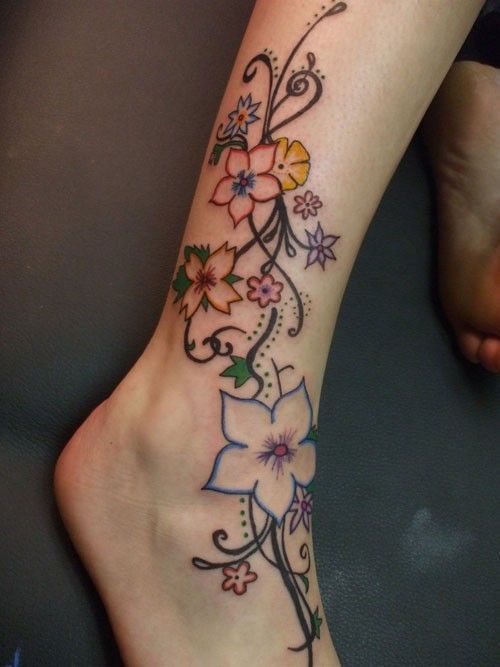 24 feminine foot tattoo
 ideas