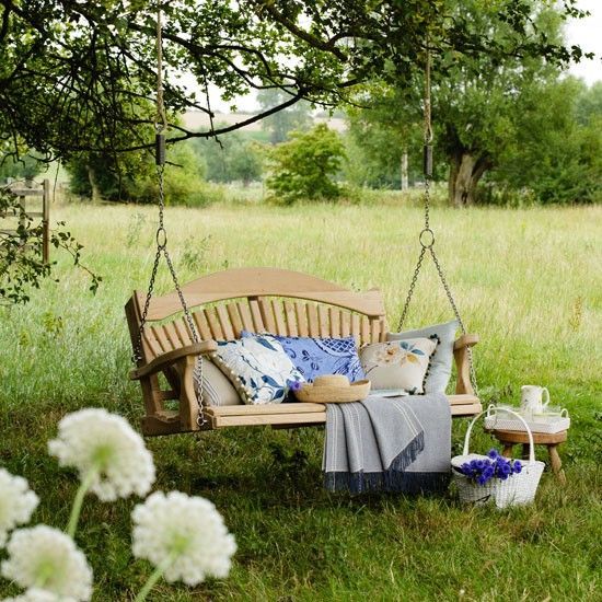 La balancelle de jardin - le mobilier pour un patio merveilleux -   24 garden seating tea time
 ideas