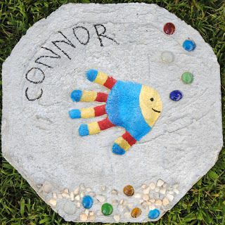 Handprint Stepping Stone -   24 garden stones handprint
 ideas