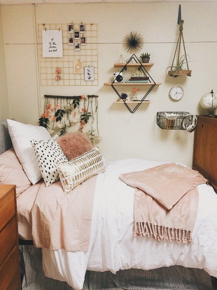 25 dorm decor wall
 ideas