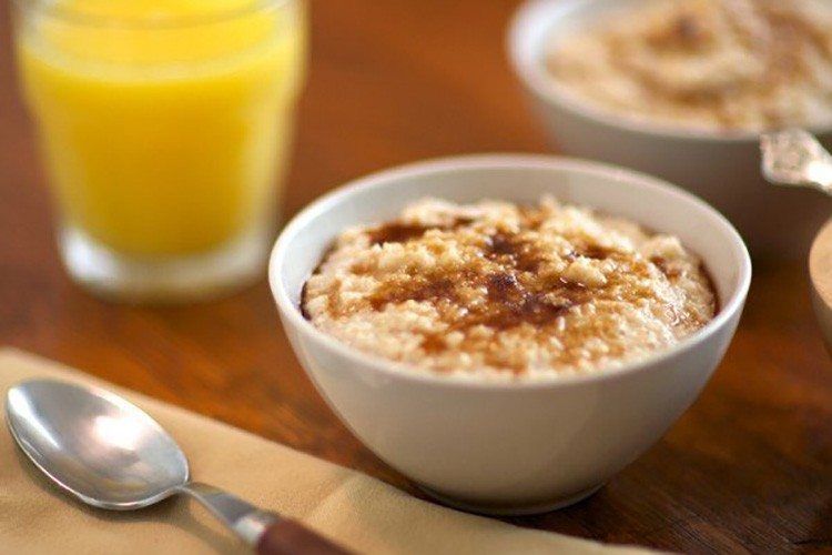 Slow Cooker Creamy Almond Oatmeal -   25 flat belly oatmeal
 ideas