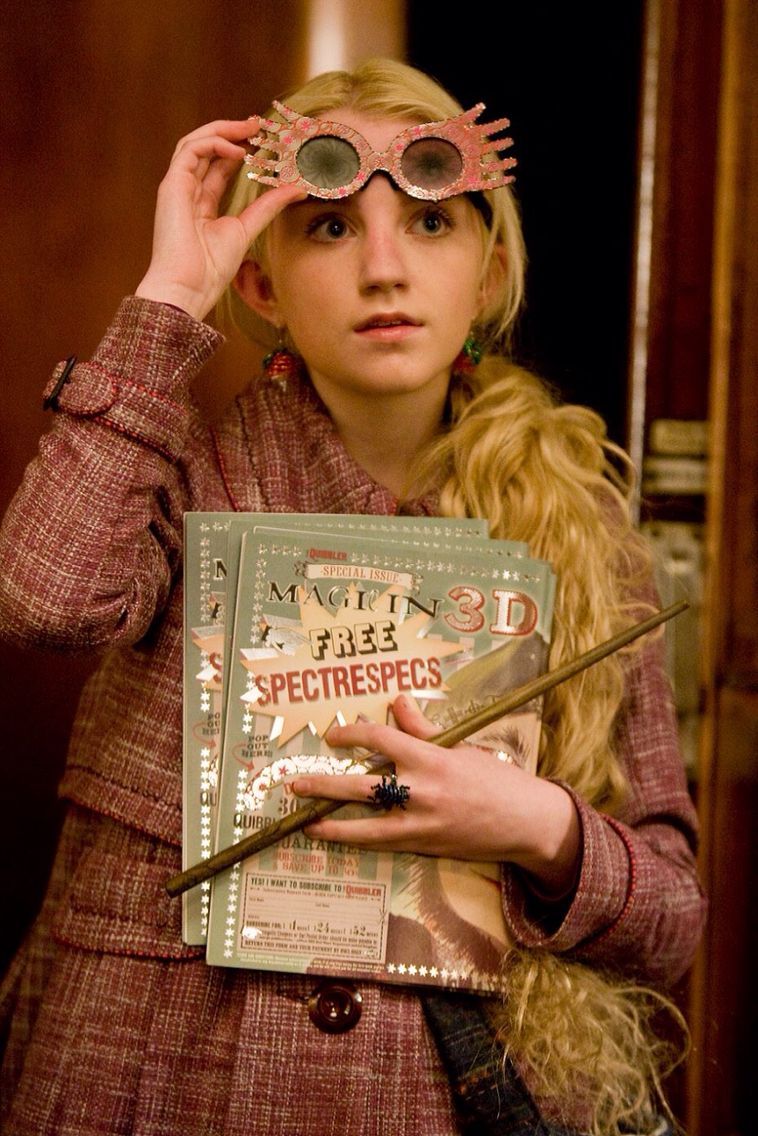 Harry Potter and the Half-Blood Prince: Luna Lovegood finds Harry in his Invisibility Cloak in the Platform 9 3/4 Express Train. -   25 harry potter characters
 ideas