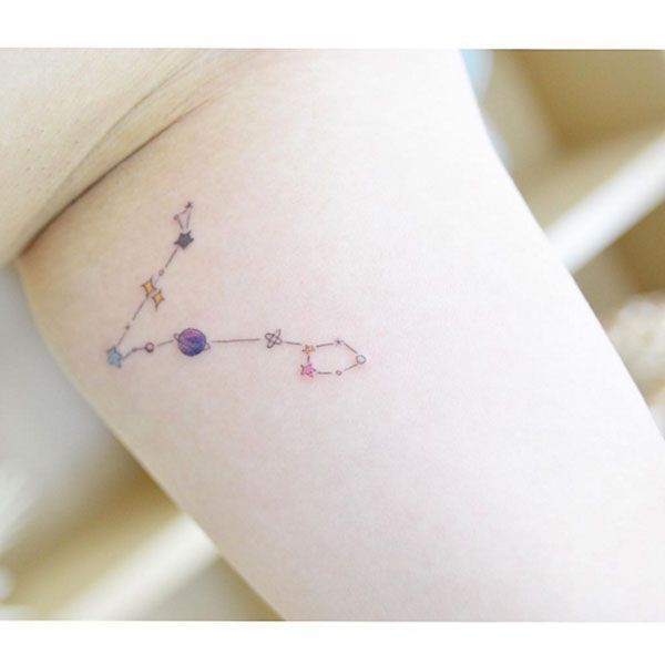 These Watercolor Tattoos Are The Prettiest Things You'll See All Day -   25 minimalist tattoo book
 ideas