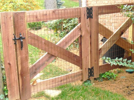 Garden gates for you to drool over and build yourself! These 12 garden gate ideas will inspire you and help you create the most beautiful garden space for your home. -   23 beautiful garden gate
 ideas