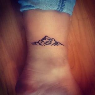 23 mountain hip tattoo
 ideas