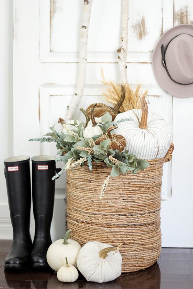 When You Go All Simple On Your Fall -   24 classy fall decor
 ideas