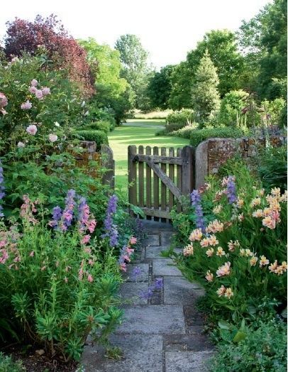 Cottage Garden Cool -   24 english garden wall
 ideas