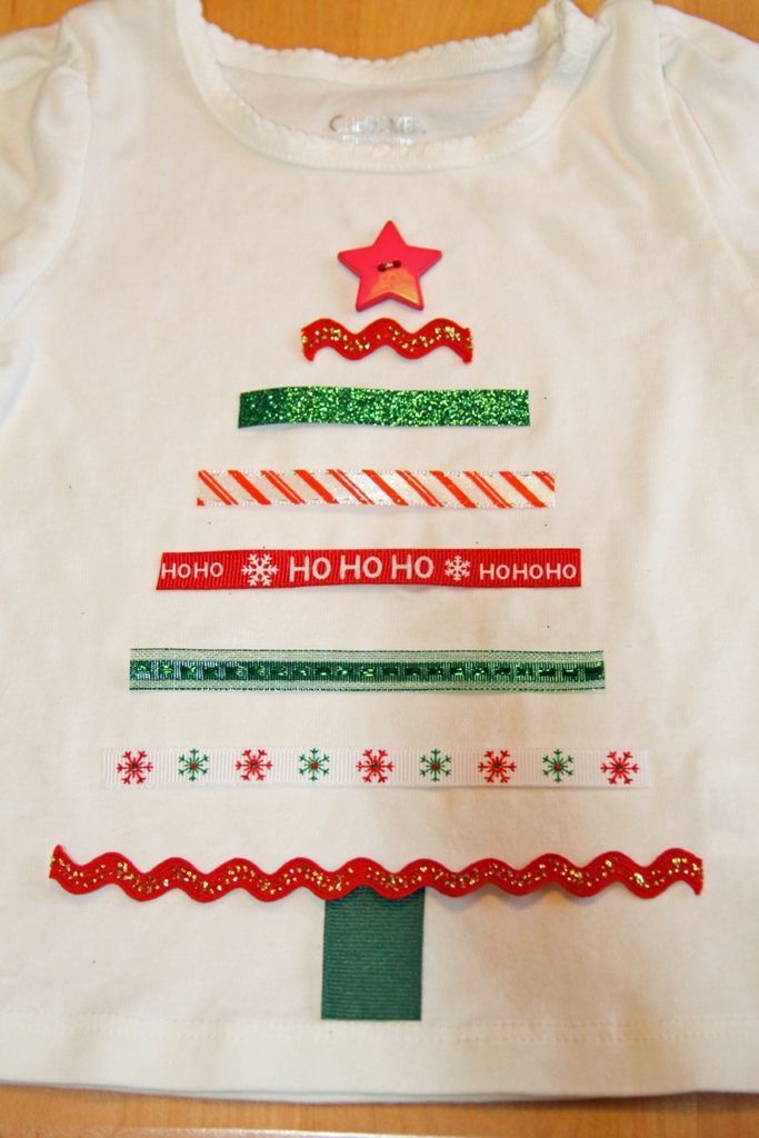 And I Thought I Loved You Then: Christmas Tree Tshirt saw something like this at belk for $22, I'll DIY that cause that's how we do it! -   25 diy christmas shirts
 ideas
