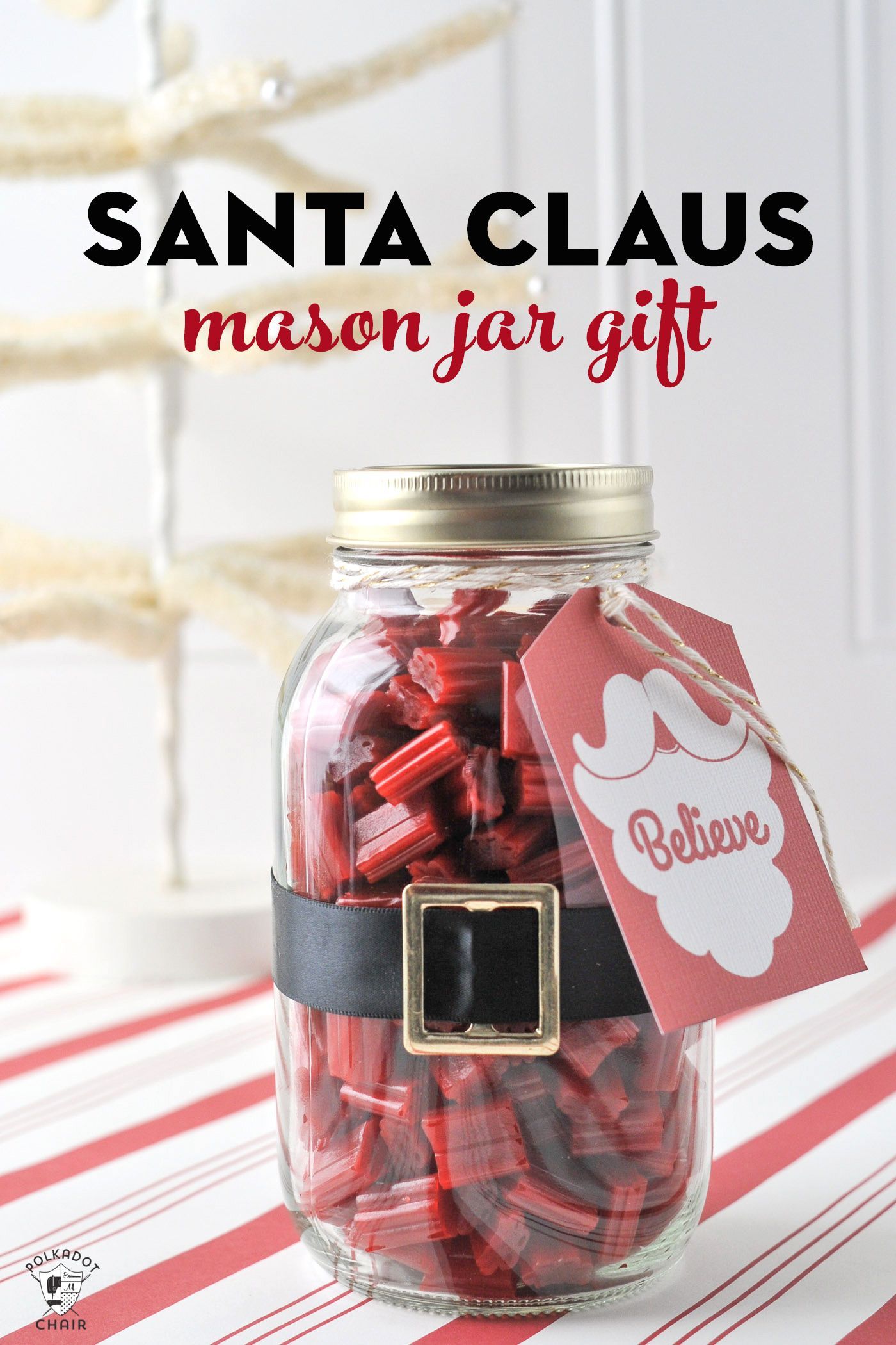 Santa Mason Jar Christmas Gift Ideas & Christmas Tags -   25 simple crafts gifts
 ideas