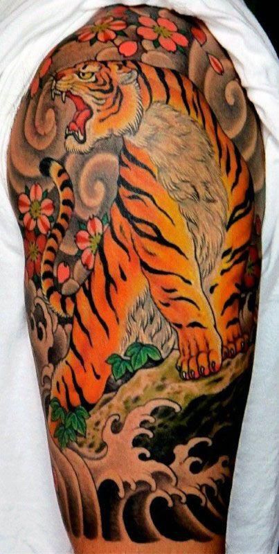 Mens Half Sleeve Japanese Tiger Traditional Tattoo Ideas #Japanesetattoos -   20 mens tattoo traditional
 ideas