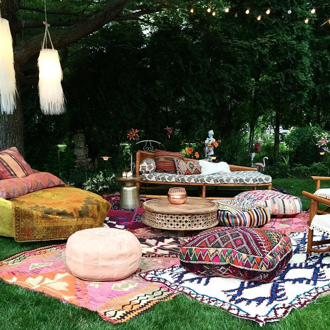 So grateful for those in my life!!!! And making this evening so magical!!!! I love @canary_lane ( this is where I need the cape emoji) & @paige_morse @bunnyclyde -   20 outdoor moroccan decor
 ideas
