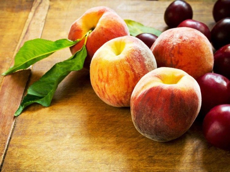 That Reaction to Eating Fruit May Not Be an Allergy — Food Network -   21 fitness nutrition fruit
 ideas