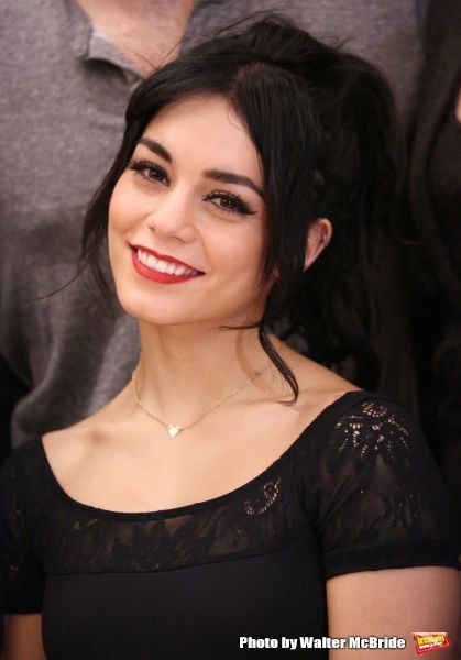 22 vanessa hudgens peinados
 ideas