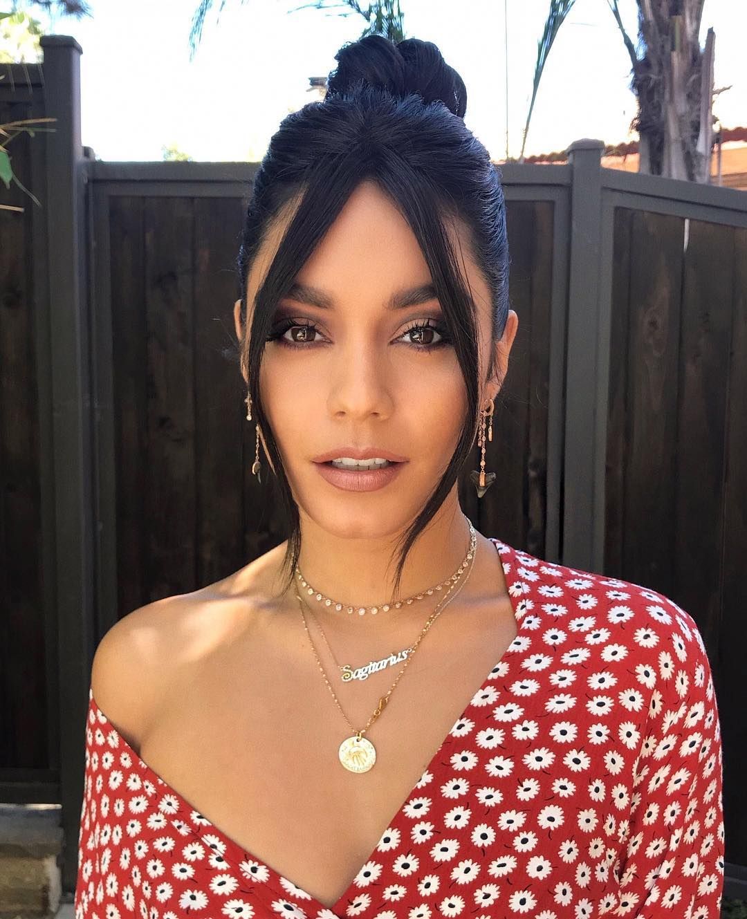20+ Photos Showing the Beauty of Being Mixed-Race -   22 vanessa hudgens peinados
 ideas