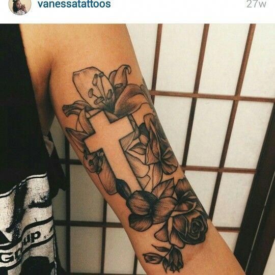 Flower and cross half Sleeve #Halfsleevetattoos -   23 cross thigh tattoo
 ideas