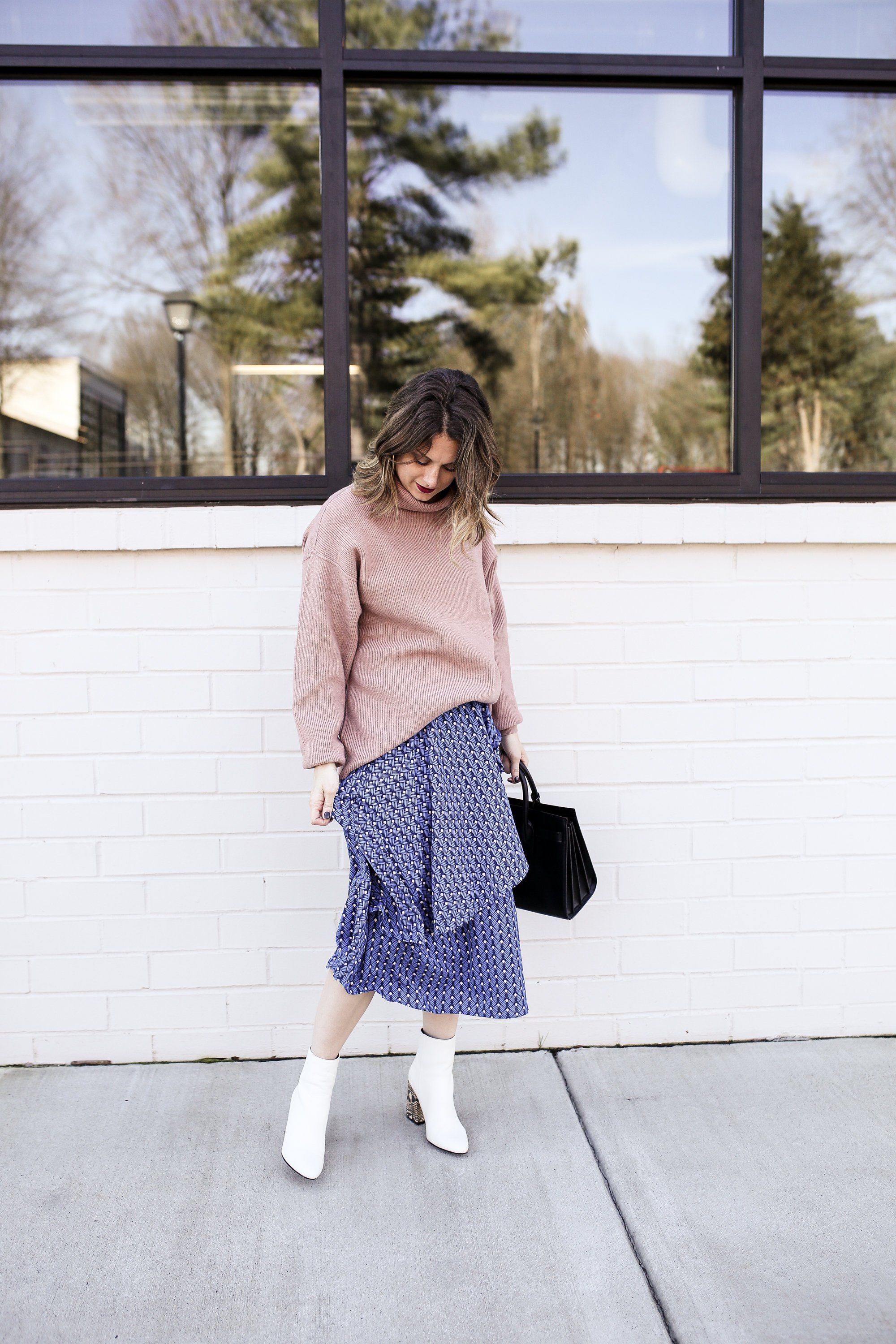How to Style a Sweater with a Skirt -   23 real mom style
 ideas