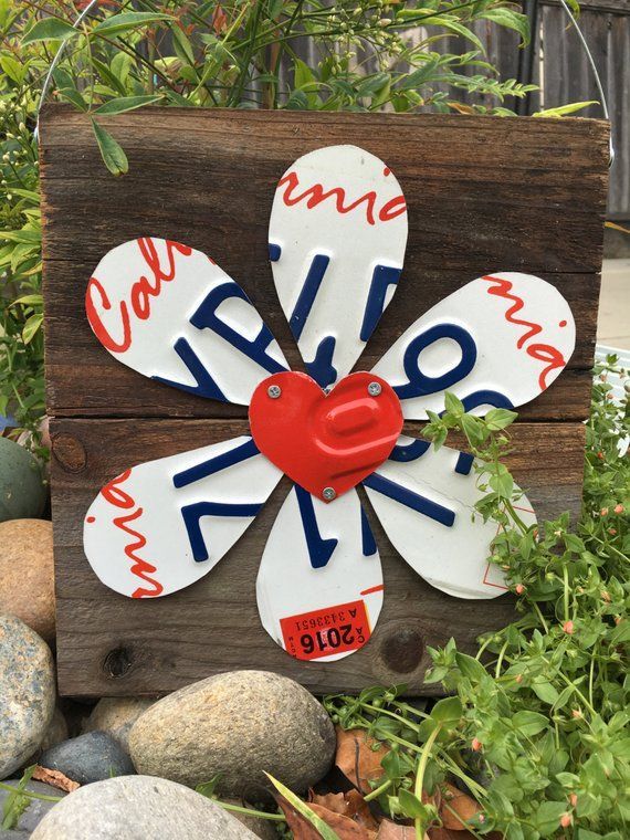 License Plate flower, Garden Flower, one of a kind -   24 flower garden crafts ideas