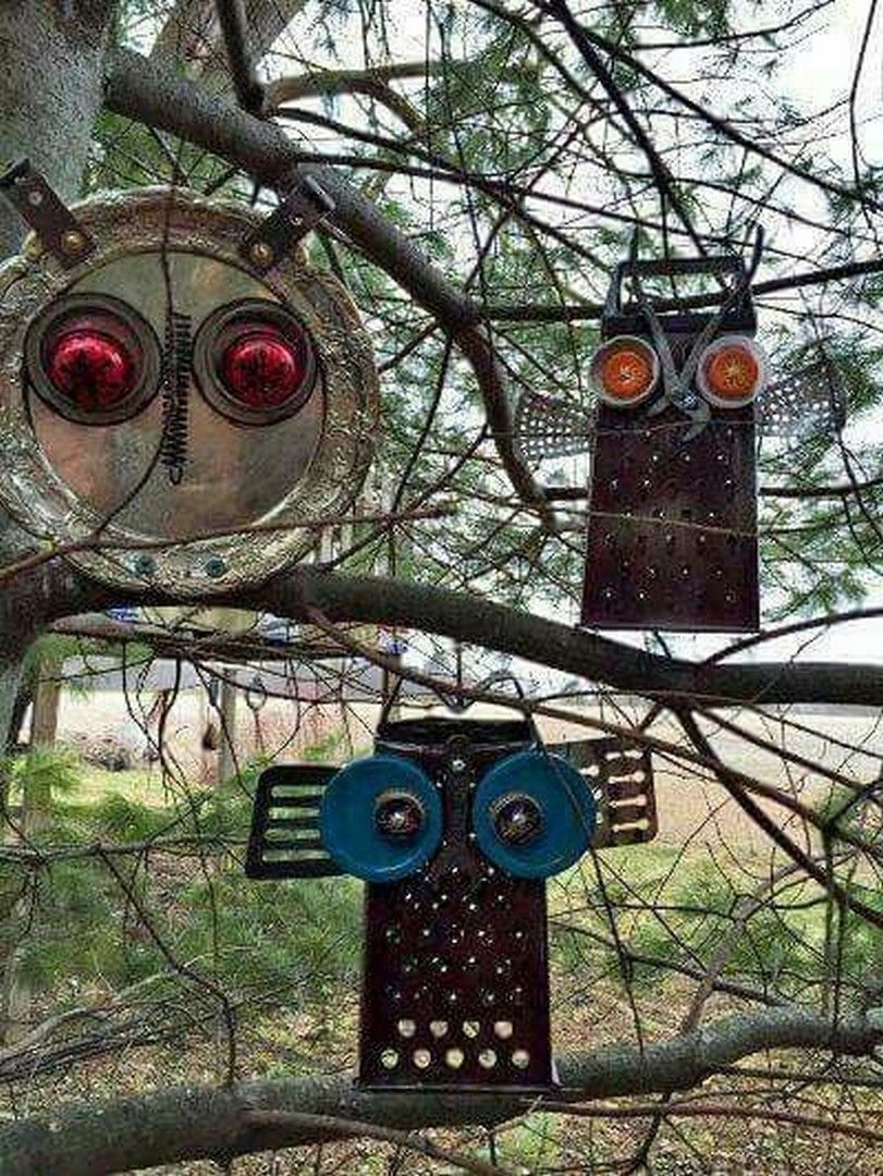 20 Garden graphic with recycled tools -   24 recycled garden art
 ideas