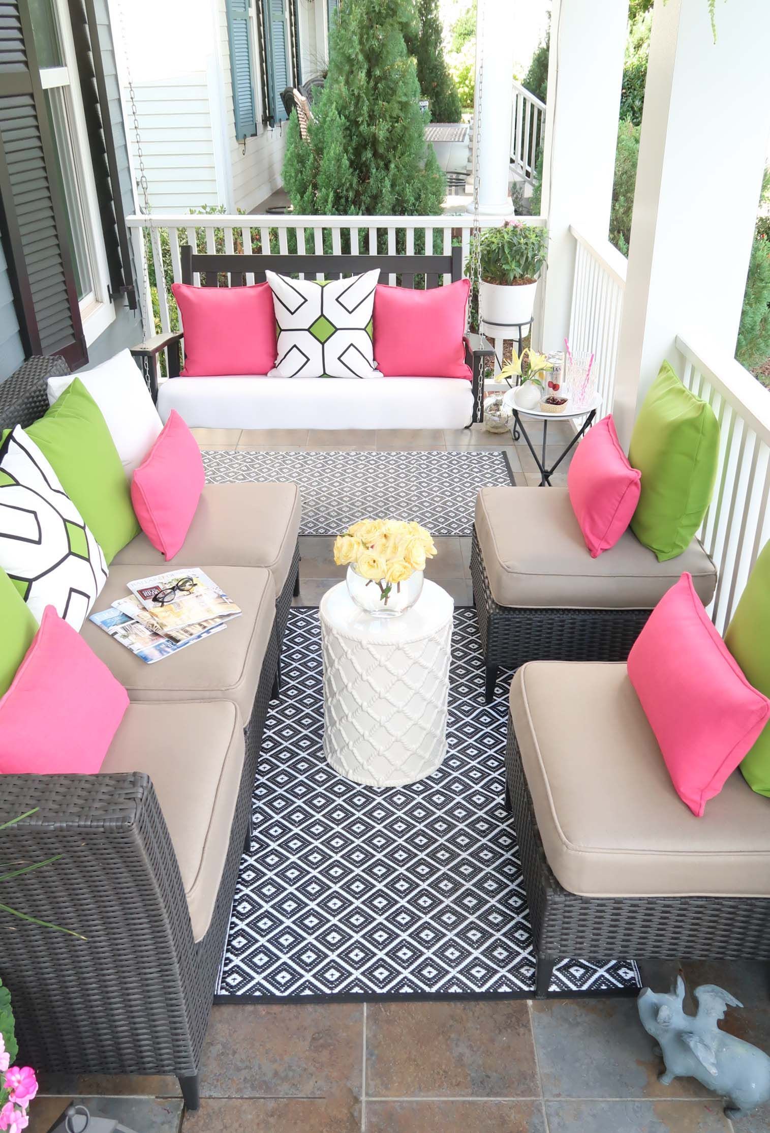 24 small patio decor
 ideas