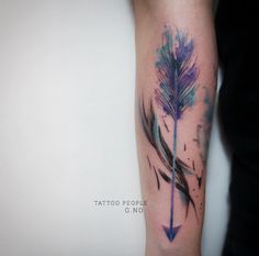 13 unique tattoo feathers
 ideas