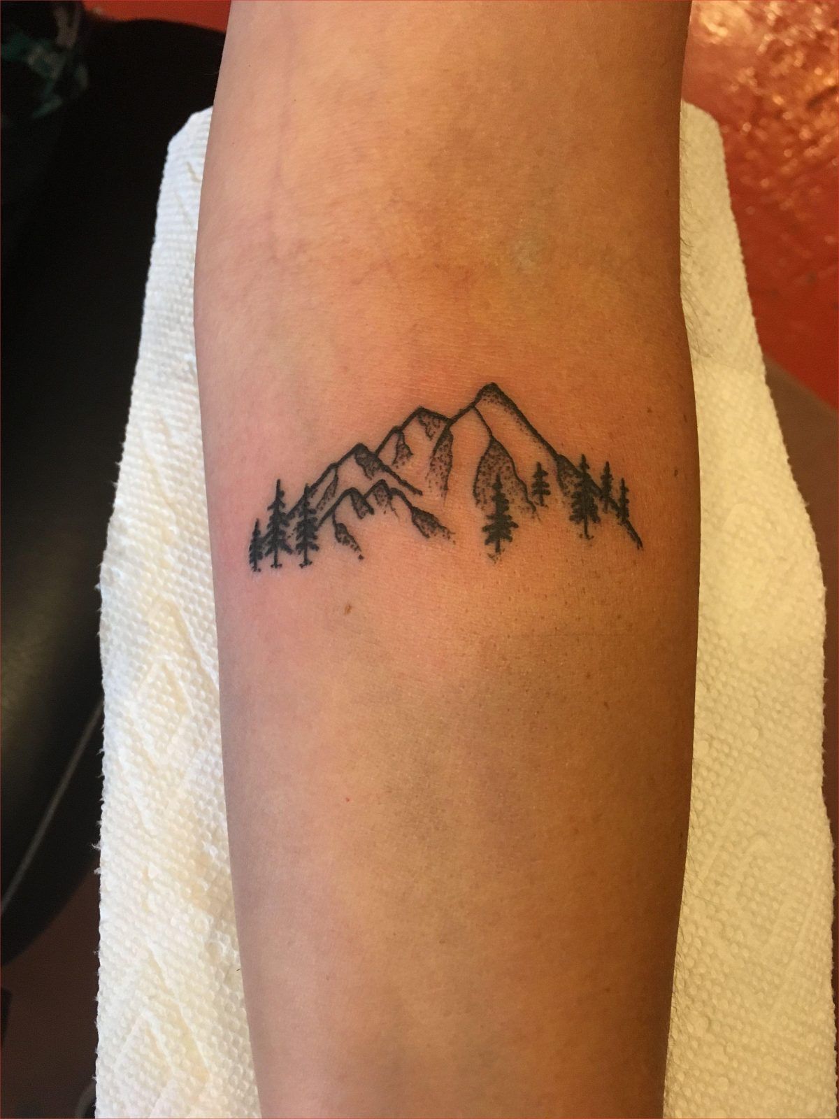 15 montana mountain tattoo
 ideas