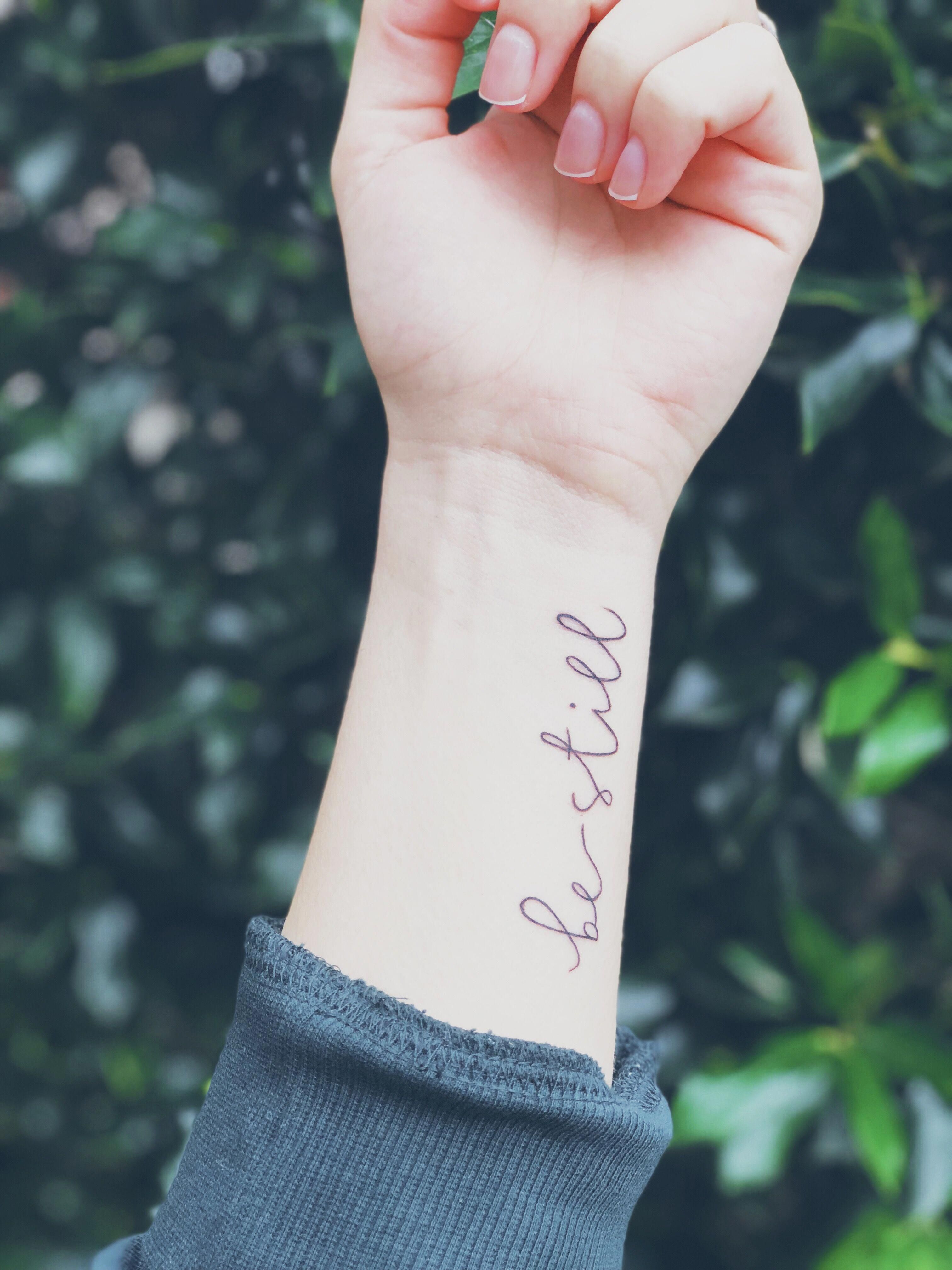 minimalist tattoo meaning #Minimalisttattoos -   21 girly tattoo fonts
 ideas