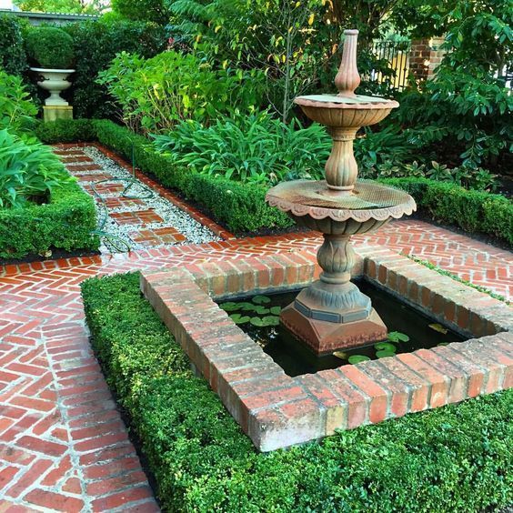 The typical classic or formal garden first found its way to our shores through our English and European history. In Australia, they were first constructed only for the most impressive and prestigious properties. But using some simple rules, now anyone can have a classic formal garden. How you ask? Here are five key elements. -   22 simple english garden
 ideas