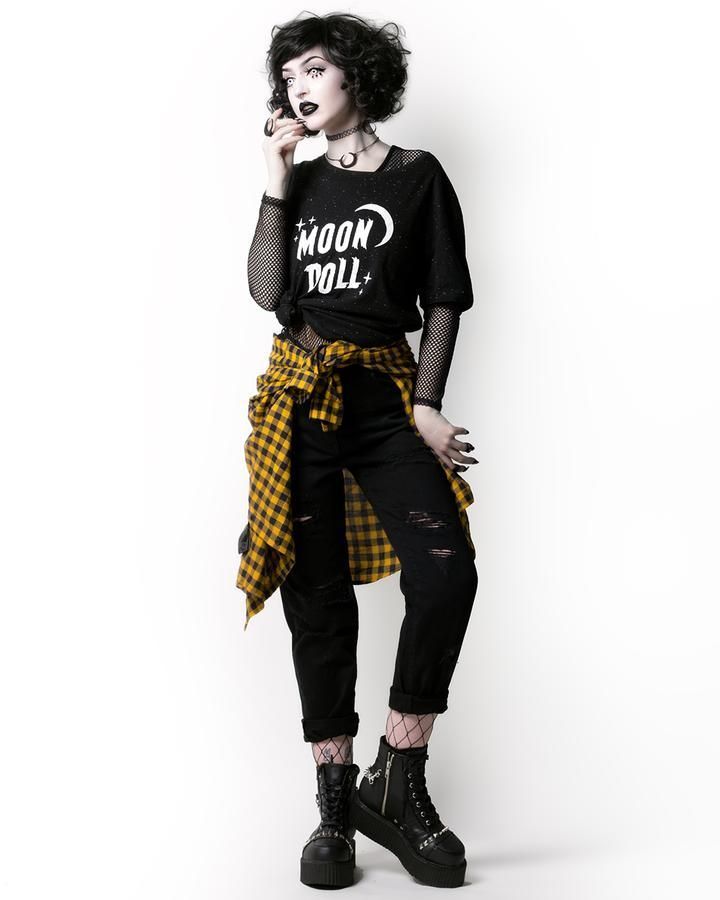 Just like the yellow with the all black -   23 estilo punk style
 ideas