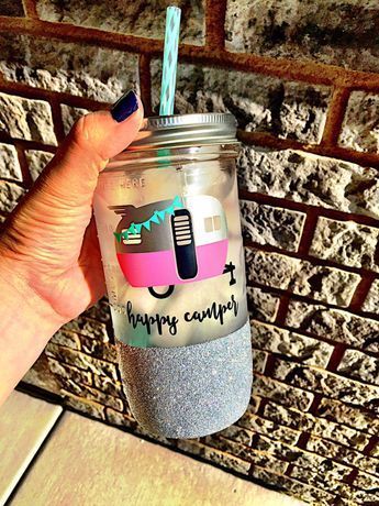 Happy Camper les Mason Jar Glamping Tumbler par SipSoSweet sur Etsy -   23 mason jar cups
 ideas