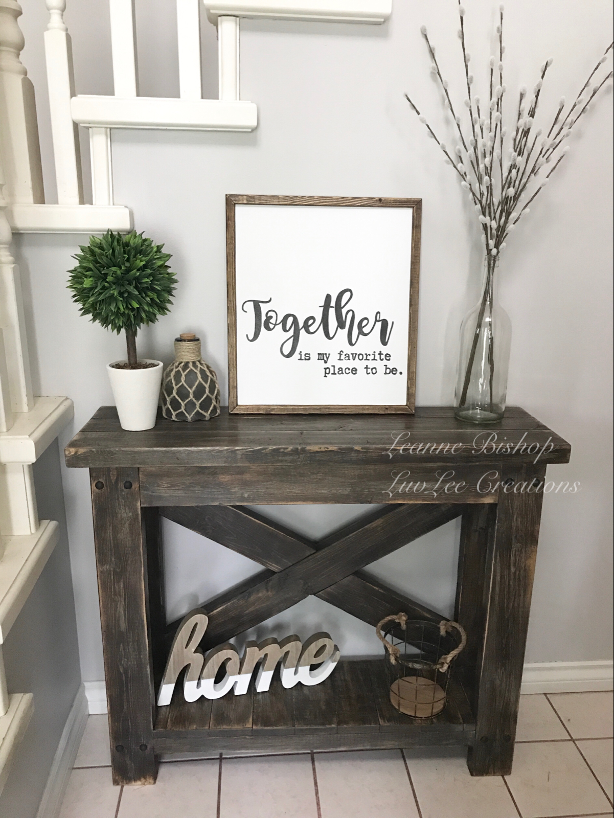 20+ Best Entryway Table Ideas to Greet Guests in Style -   24 entryway table decor
 ideas