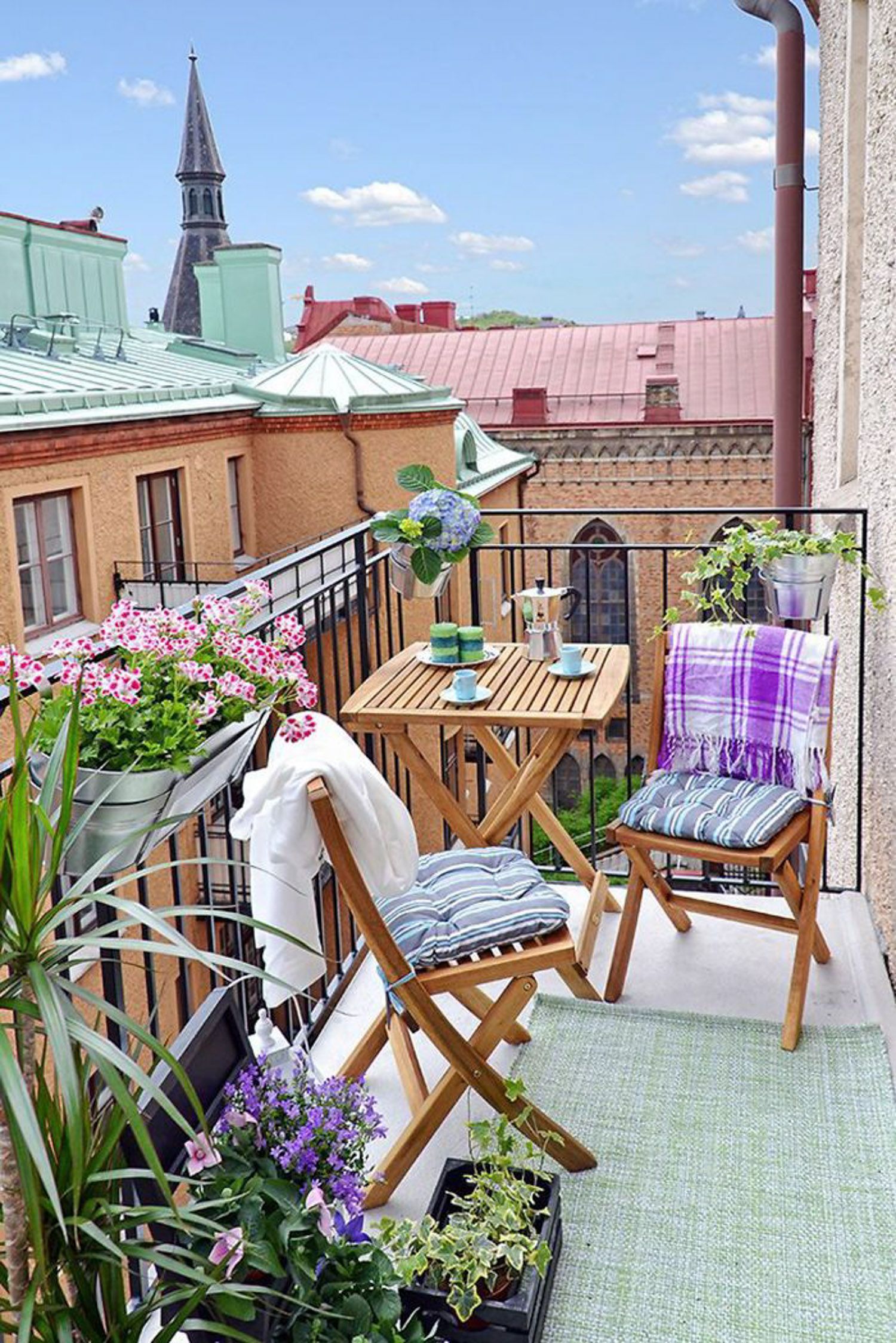 Inspiration for Small Apartment Balconies in the City -   24 simple balcony decor
 ideas