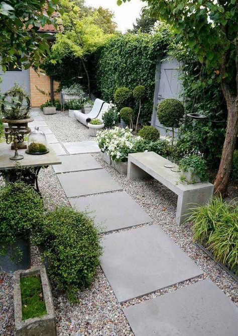 You've got 18 new ideas waiting for you! -   24 small courtyard garden
 ideas