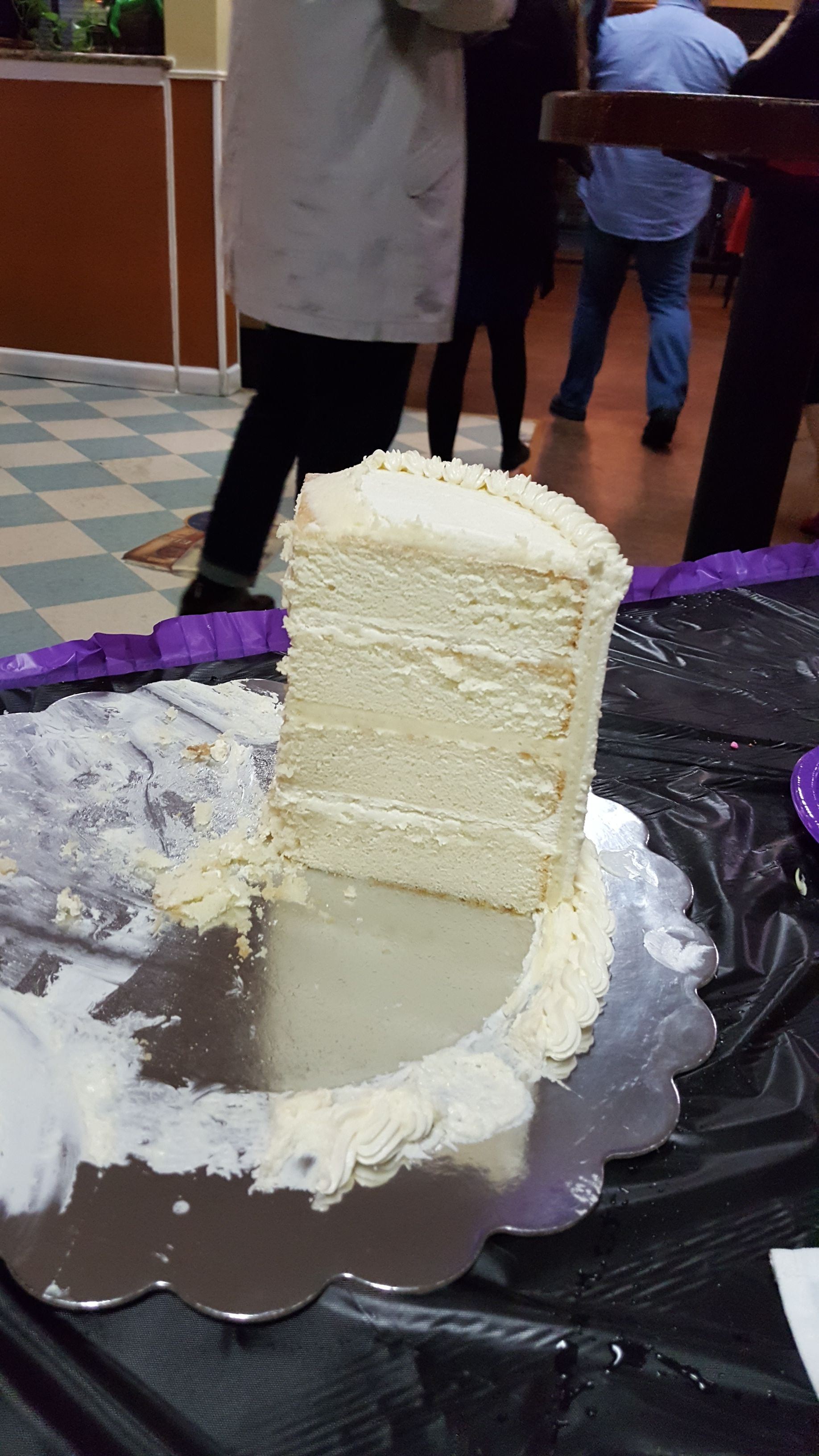 White Almond Sour Cream Wedding Cake -   7 wedding cake recipes
 ideas