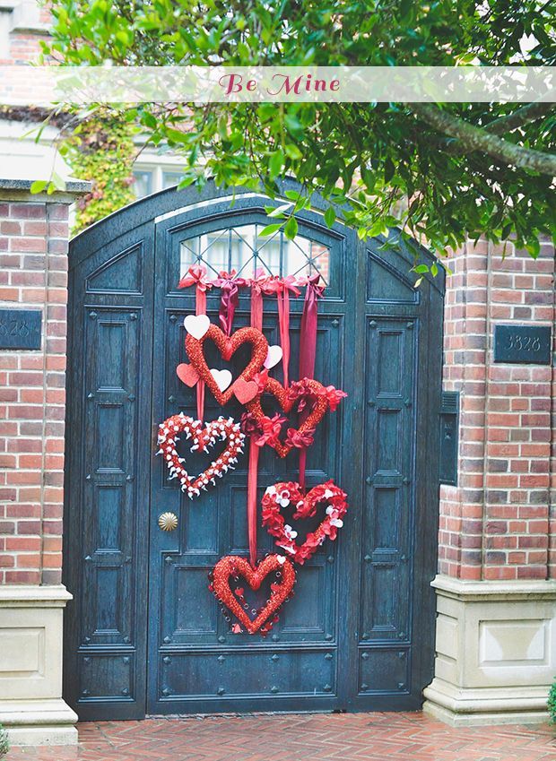 25 Valentine's Day Home Decor Ideas -   18 valentine door decor
 ideas