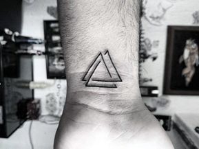 40 Small Minimalist Tattoos For Men - Aesthetic Ink Ideas -   19 minimalist tattoo men
 ideas