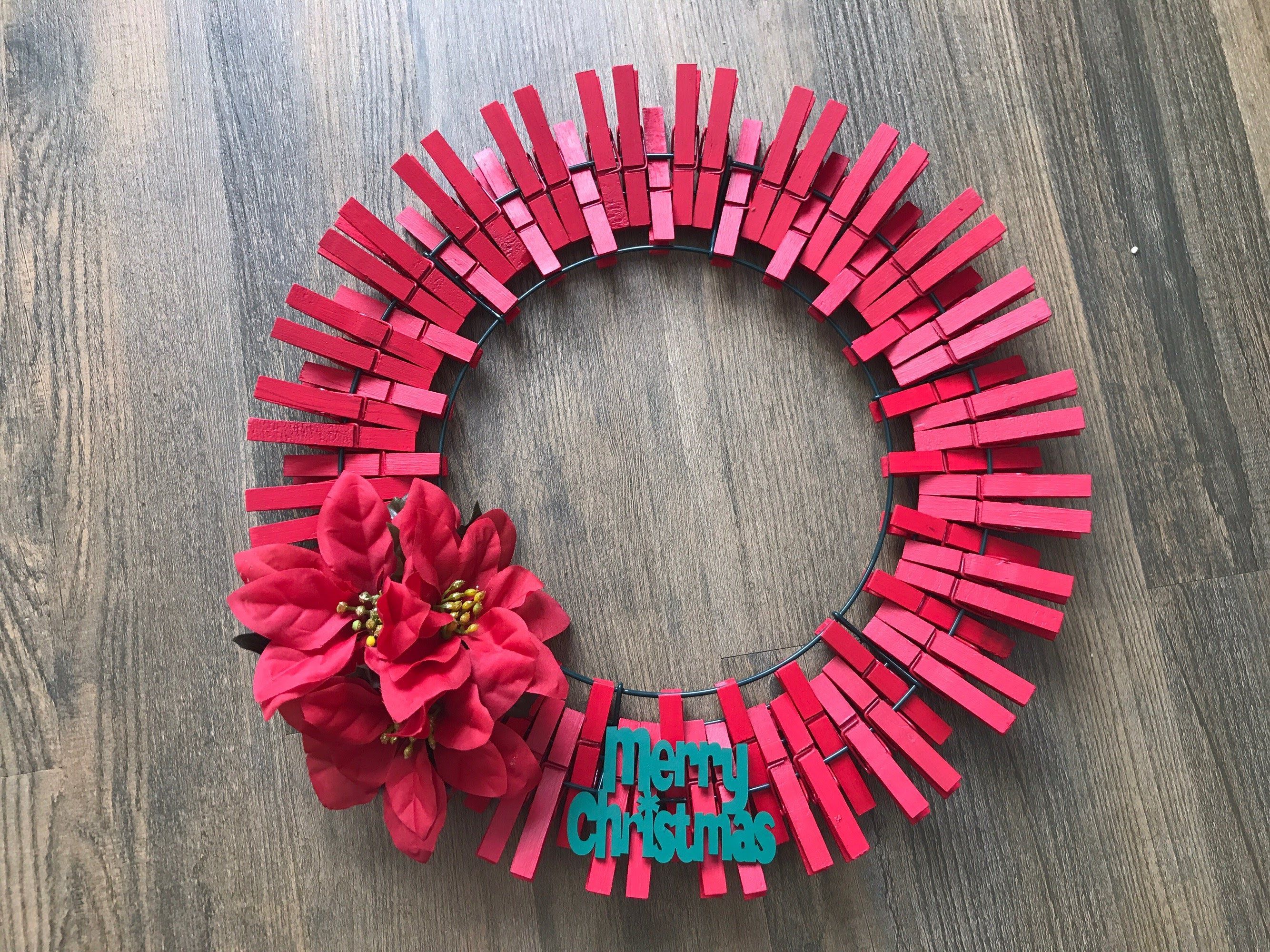 Red Poinsettia Clothespin Wreath -   21 DIY Clothes Winter easy
 ideas