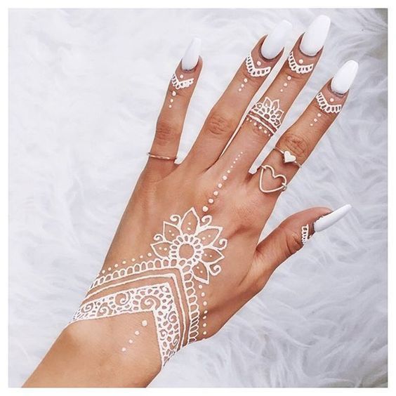 30 Simple & Easy Henna Flower Designs of All Time -   7 simple tattoo henna
 ideas