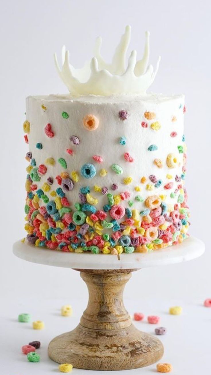 Fruit Loops and Milk Splash birthday cake. (Decorating idea -   13 cake Designs
 ideas