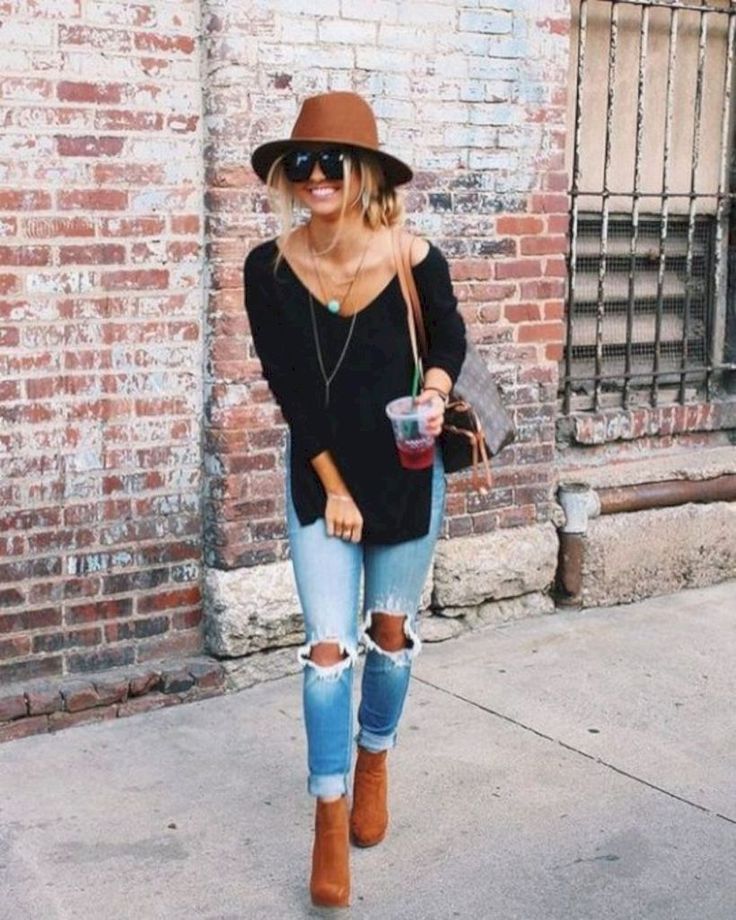 56 Casual Outfit Ideas To Finish This Fall With Style -   17 fall style hats
 ideas