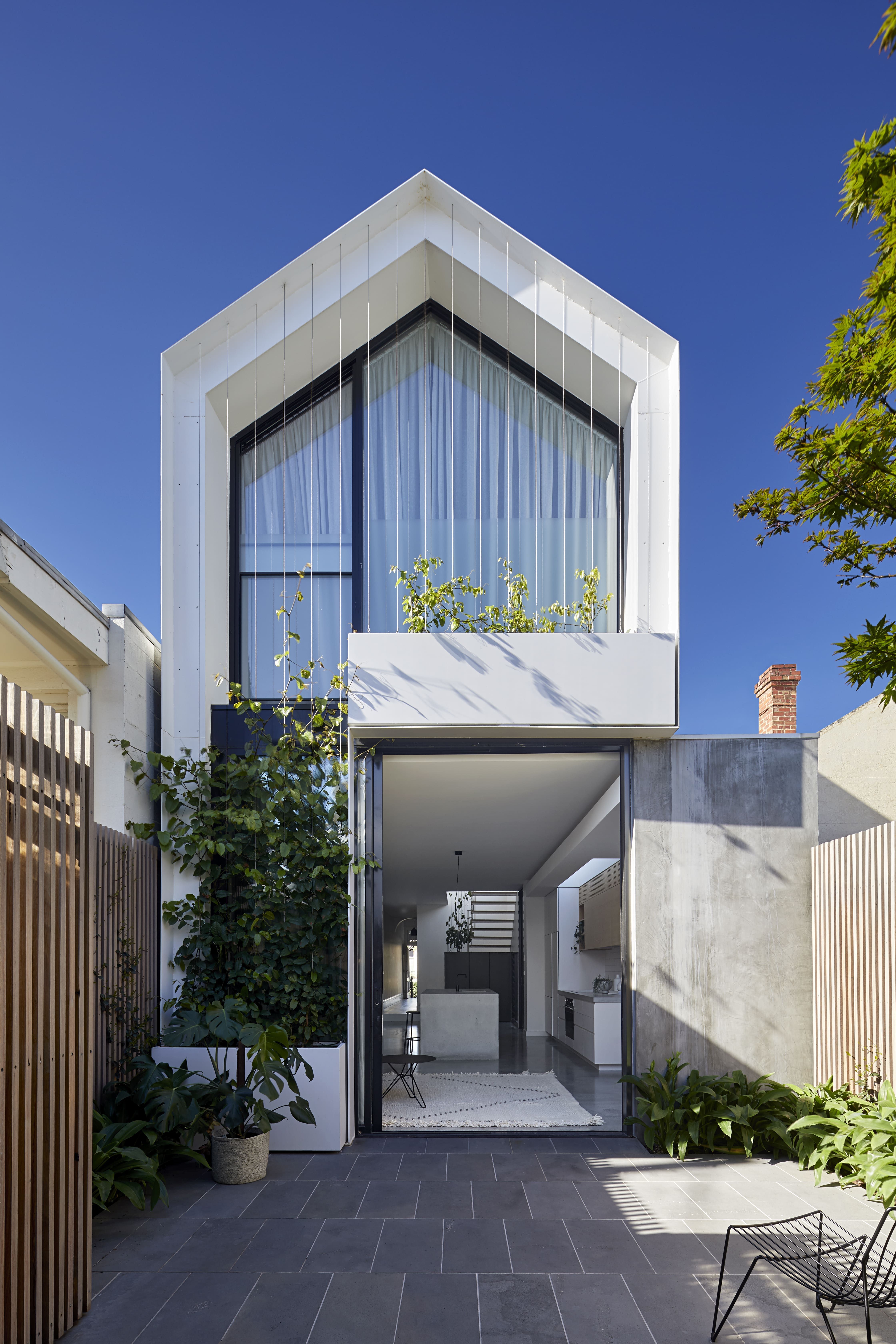 The Cable House by Tom Robertson Architects - Australian Architecture -   17 urban style house
 ideas