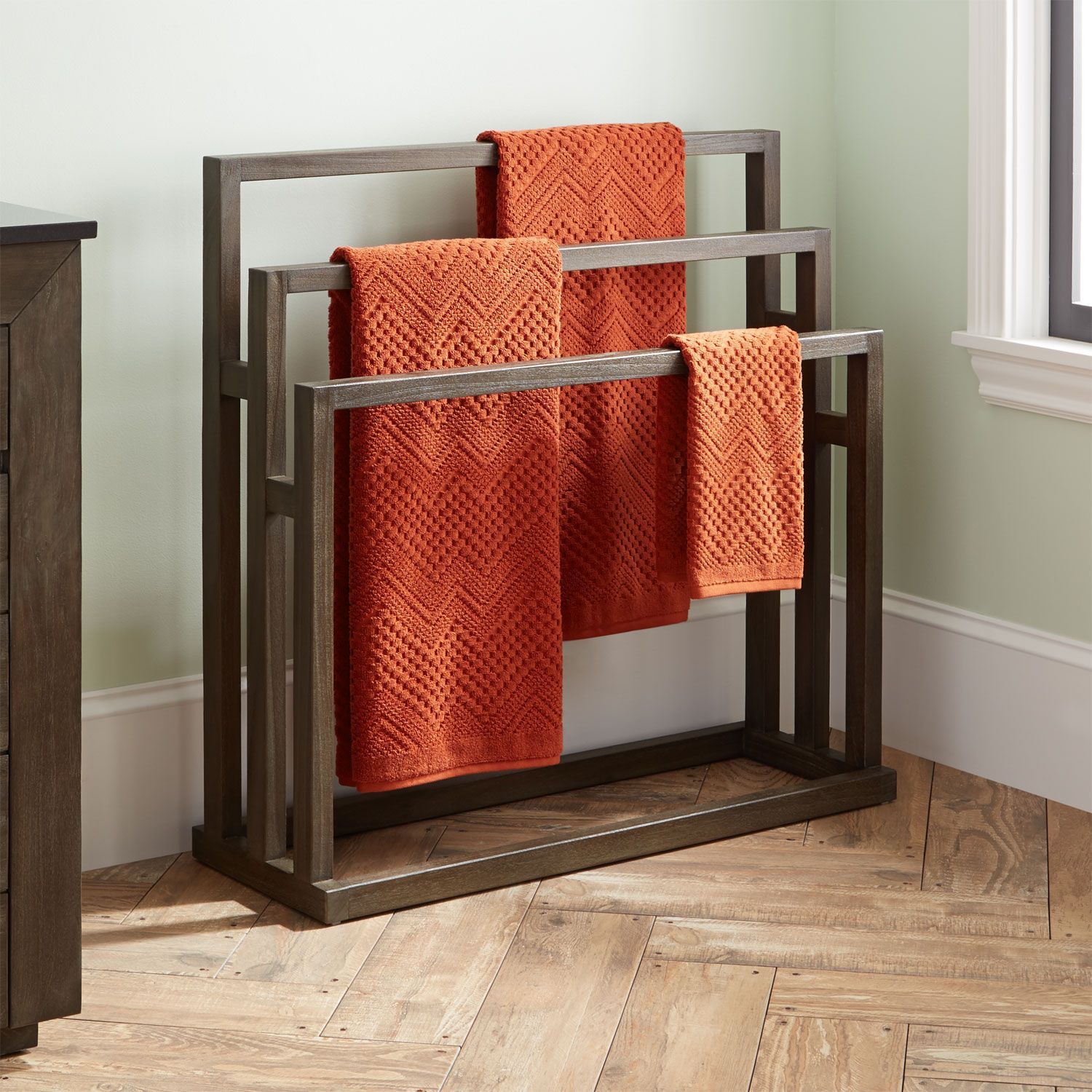 18 home accessories Wood towel racks
 ideas
