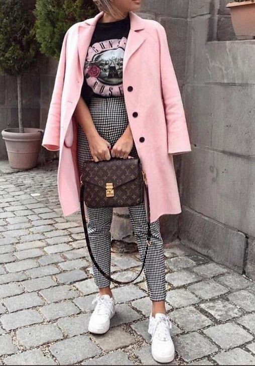 99 Awesome Fall Street Style That Can Inspire Your Fashion This Year -   23 dress Fashion 2018
 ideas