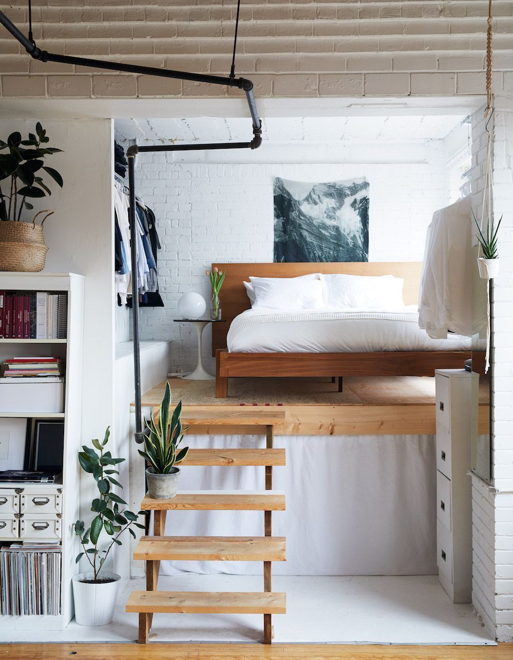 The Tresor Apartment -   11 room decor Cama diy ideas