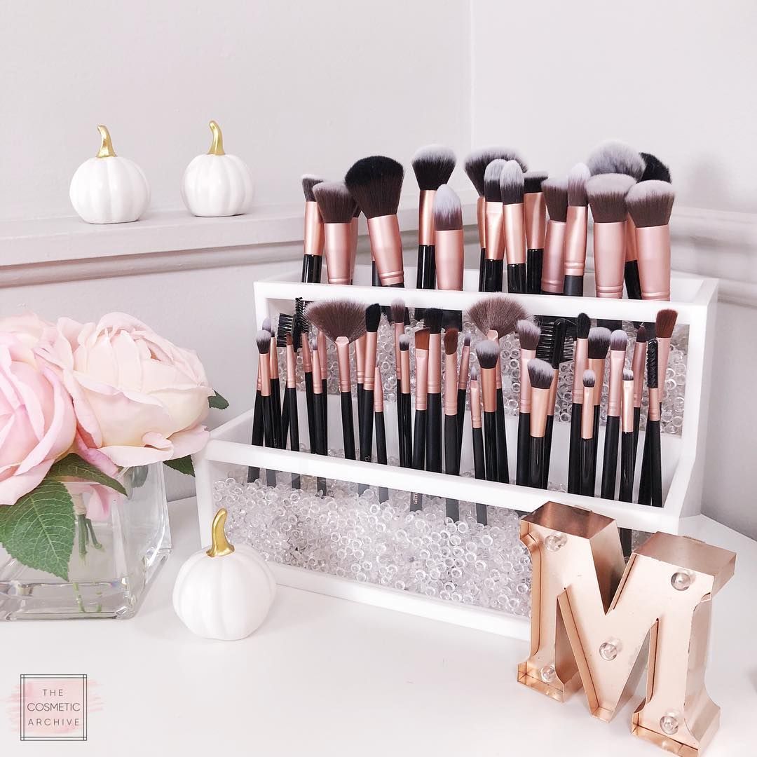 13 unique makeup Storage
 ideas