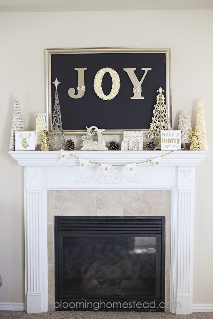 Mantel Decorations for Christmas That'll Bring Your Fireplace to Life -   15 holiday Decorations mantel
 ideas